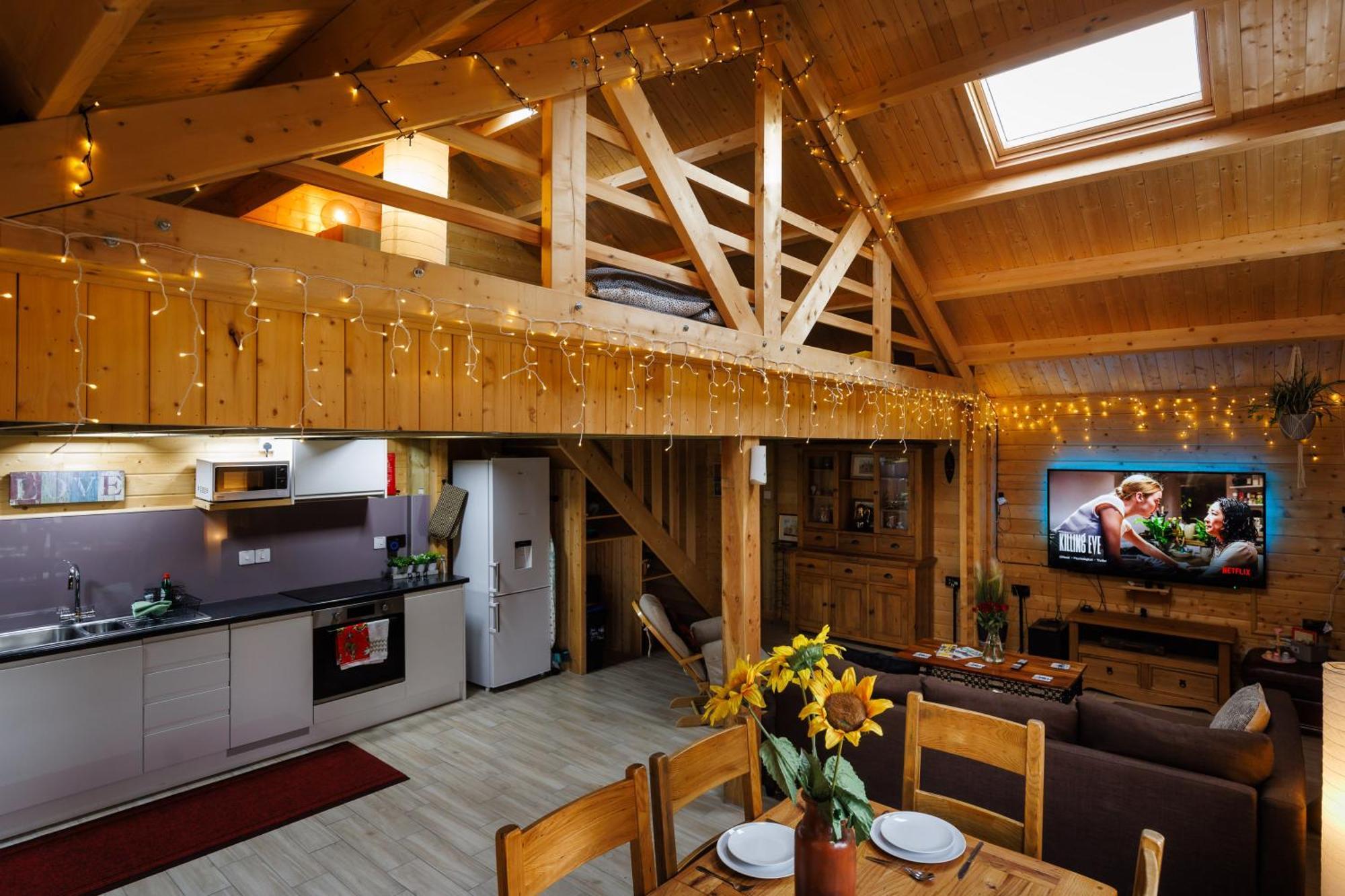 Spacious Cabin Evcharger And Free Parking Near Cambridge Luaran gambar