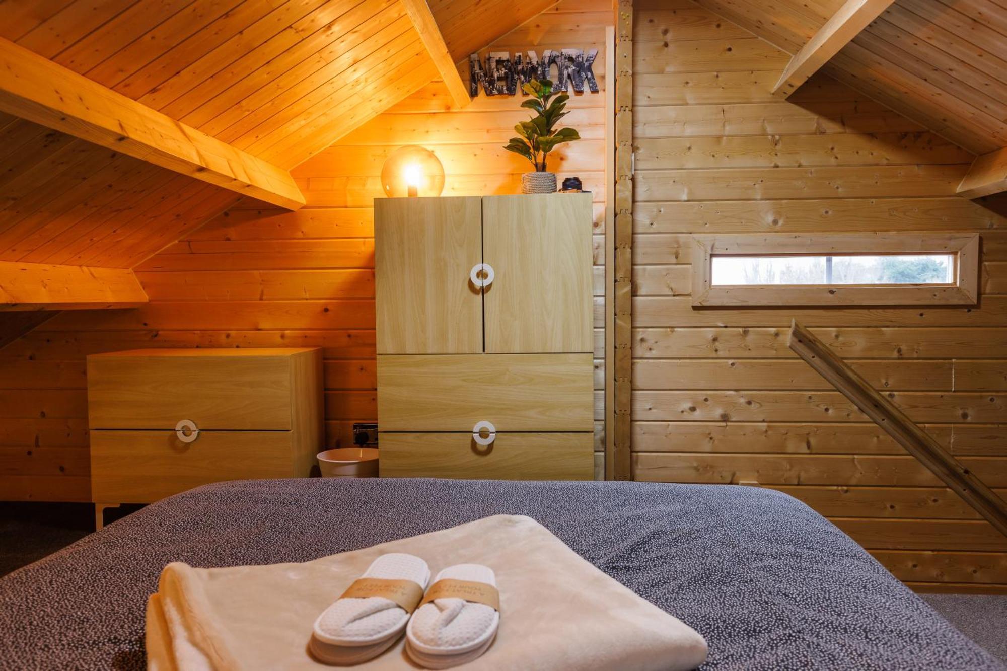 Spacious Cabin Evcharger And Free Parking Near Cambridge Luaran gambar