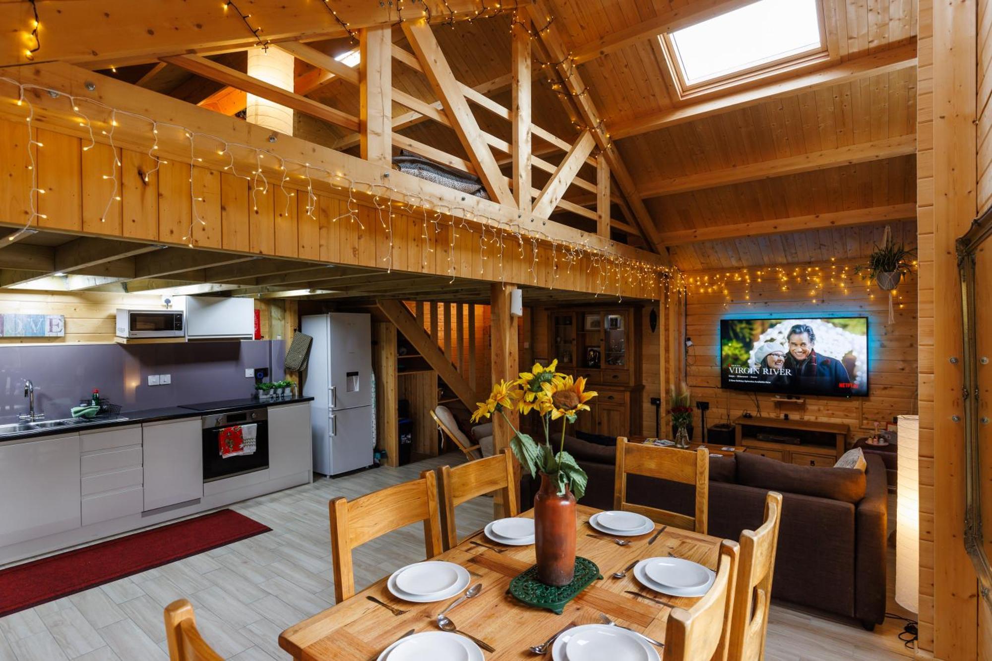 Spacious Cabin Evcharger And Free Parking Near Cambridge Luaran gambar